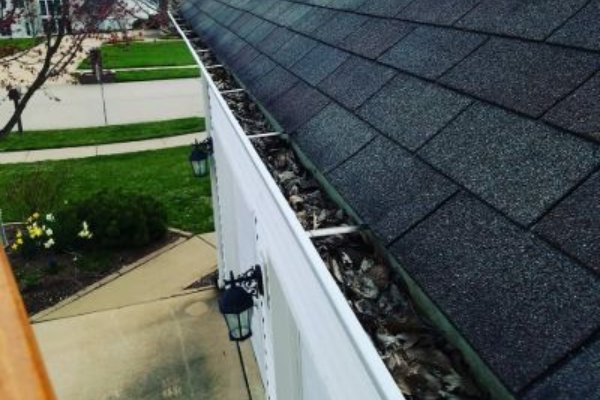 gutter cleaning service in montgomery county pa 6